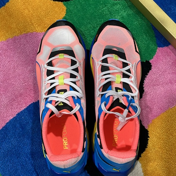 Brand new shoes for sale for women 100% authentic for running - Picture 7 of 9